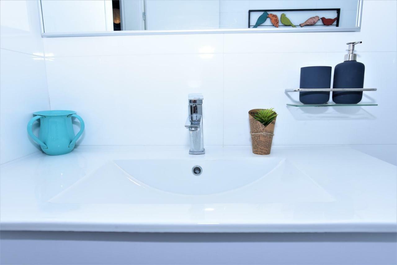 Aristone Luxury Apartment Tiberias Ngoại thất bức ảnh