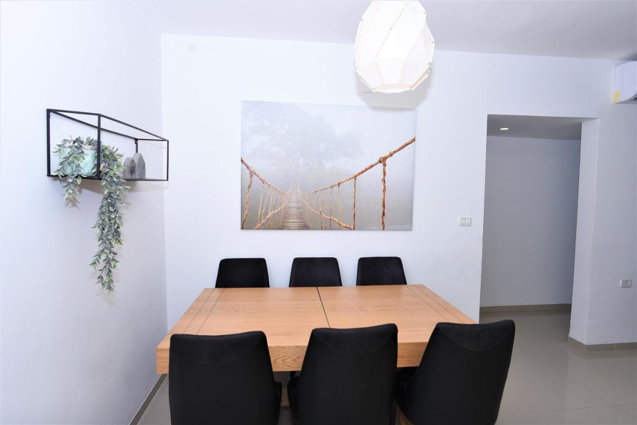 Aristone Luxury Apartment Tiberias Ngoại thất bức ảnh